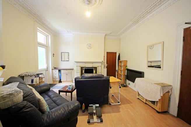 lounge 1