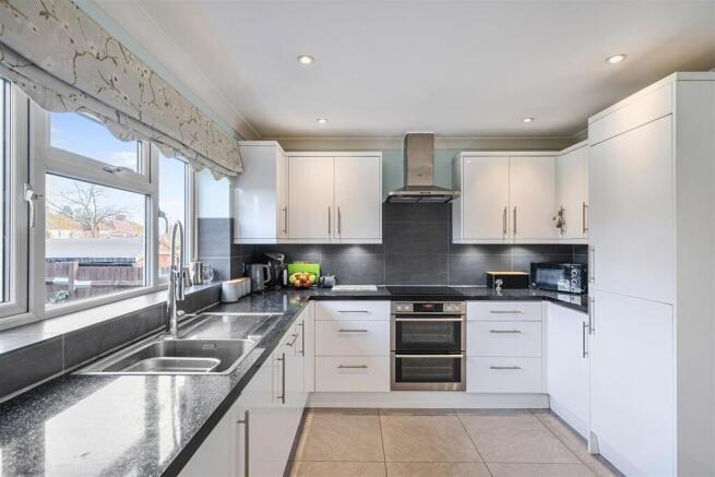 Sherborne Way - Kitchen (2).jpg