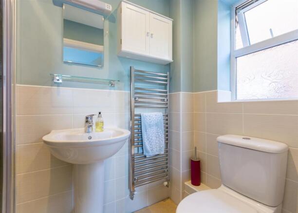 En-Suite Shower Room B1