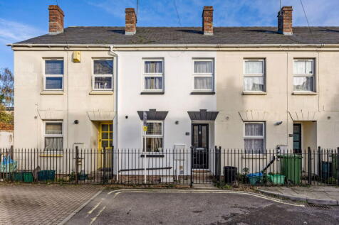 Larput Place, St Pauls, Cheltenham, GL50