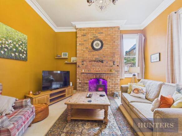 6 bed Semi-Detached for sale Image 11