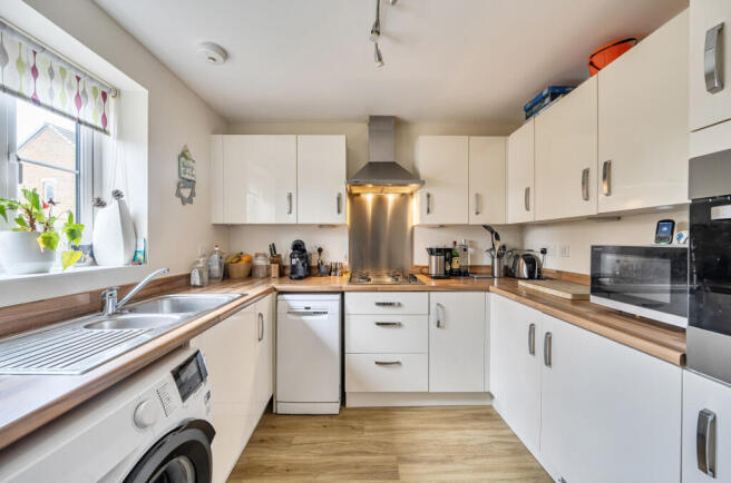 1403089-16-697219...