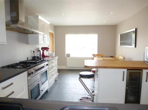 Kitchen / Diner