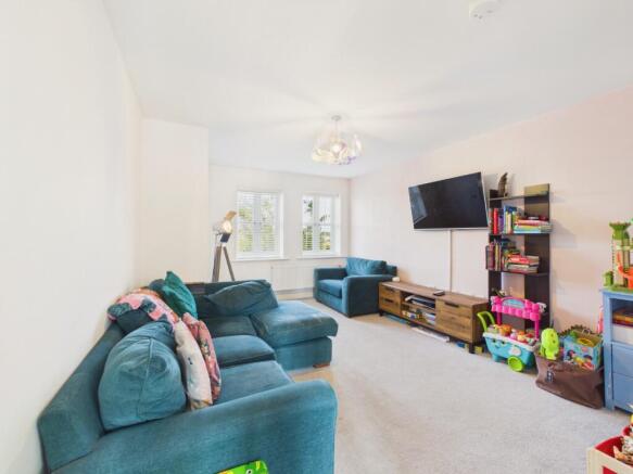 3 bed Semi-Detached for sale Image 5