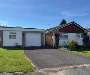 Pine View Road, Verwood
