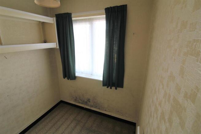 bedroom 4.jpg