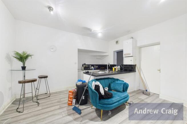 Lounge/Kitchen