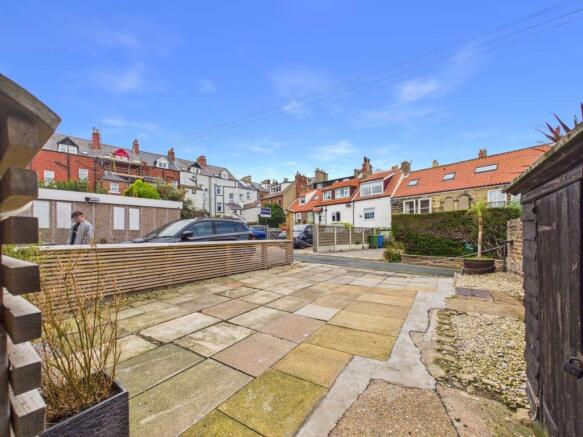 3 bed Semi-Detached for sale Image 11