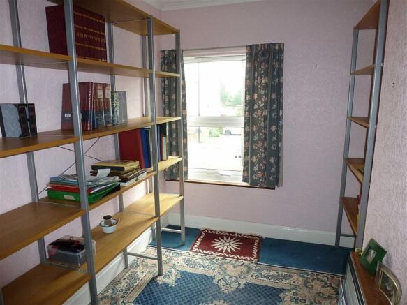 Photo 10