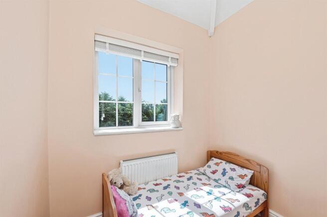 3 bed Semi-Detached for sale Image 7