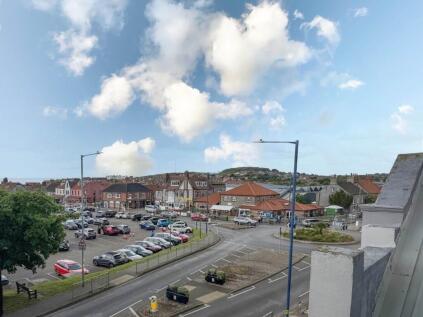 Modern Flat With Parking In The Centre Of Sheringham.
