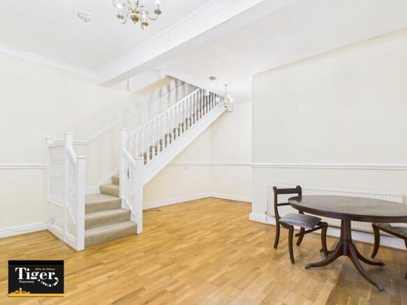 CAM02176G0-PR0787...