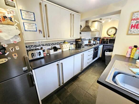 2 bed End of Terrace for sale Image 5