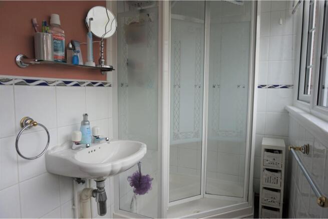Master En-suite