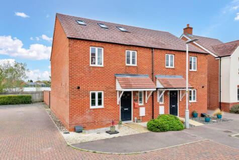 Smallbrook, Cranfield, Bedford, MK43 0FA