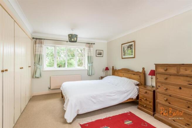 220511 - 12 St Barts Close - 17 [WM].jpg