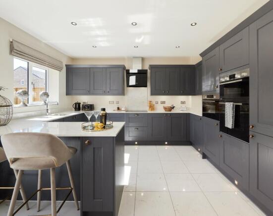 4 bed Detached Bungalow for sale Image 4