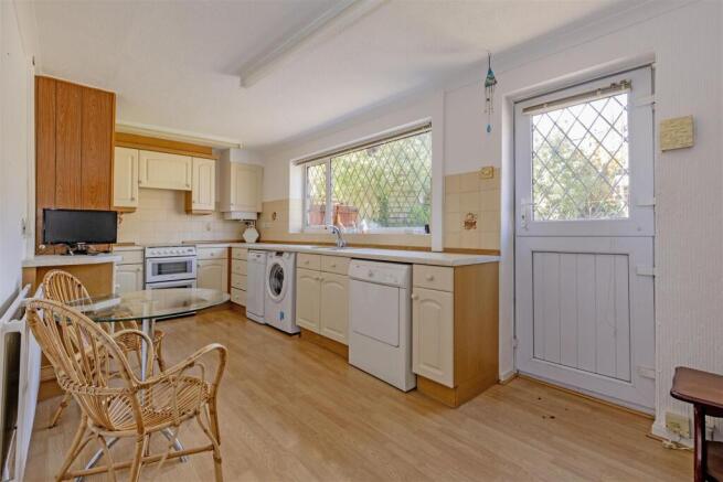 Kitchen / Dining Room