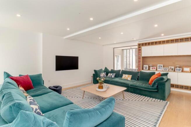 4 bed Barn Conversion for sale Image 4