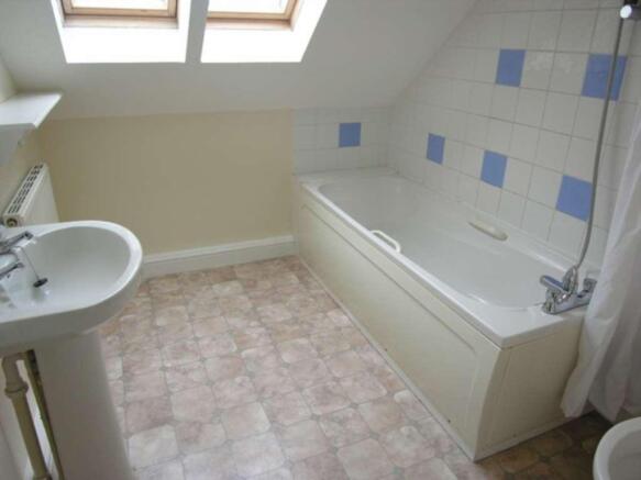 Photo 7