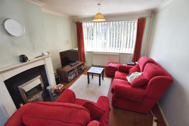 Lounge / Dining Room