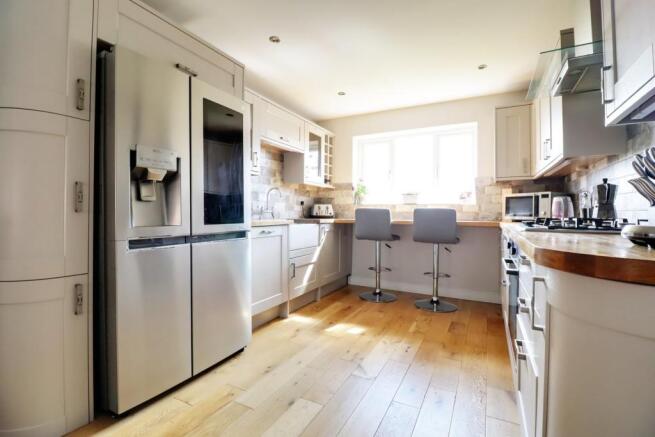 KITCHEN.jpg