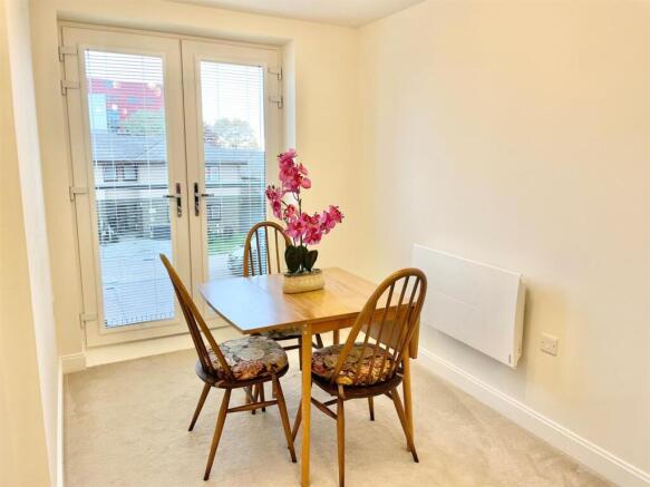 1 bed Apartment for sale Image 5