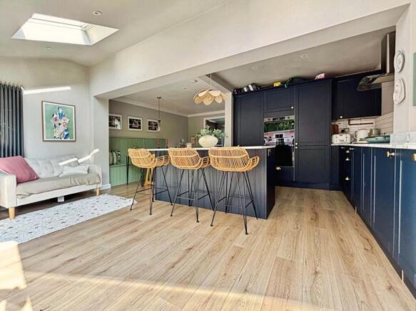 Kitchen/Dining Room