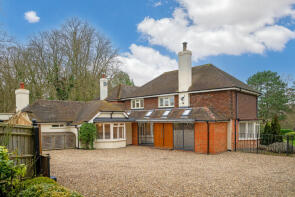 Apple Porch, Henley Road, Hurley, Maidenhead SL6 5LH