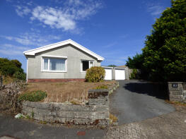 10, Hill Crest, Langland, Swansea SA3 4PW