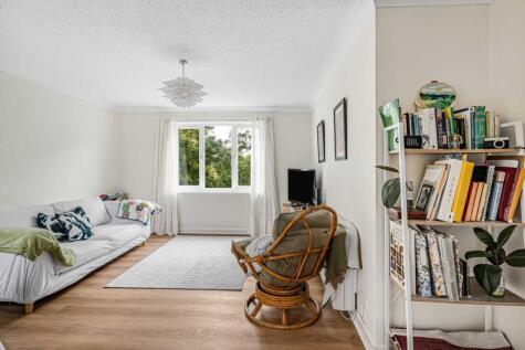 Kimber Close, Wheatley, OX33