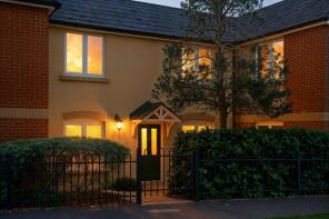 8, Bakers Court, Dowsett Lane, Ramsden Heath, Billericay CM11 1HJ