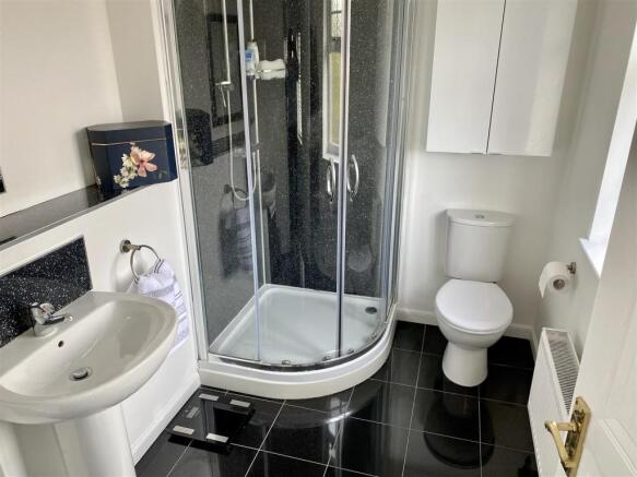 Master Bedroom Ensuite