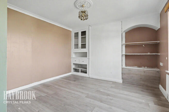 3 bed Semi-Detached for sale Image 6
