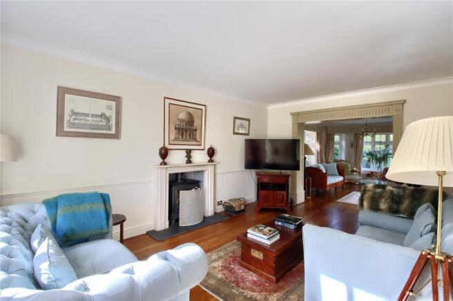 4 bed Detached for sale Image 4