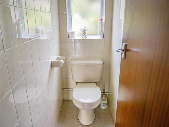 Toliet