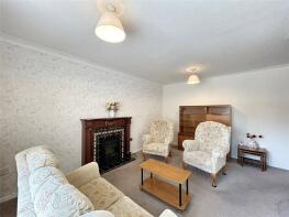 37, Fountain Court, Westbury BA13 3JY