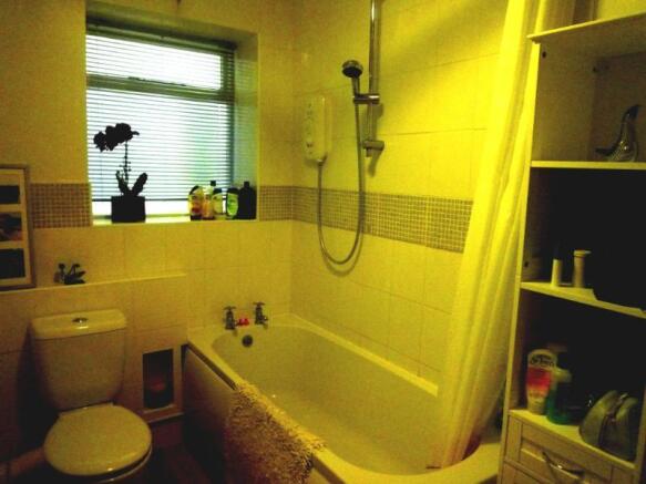 top right bathroom