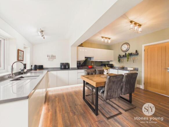 Dining Kitchen