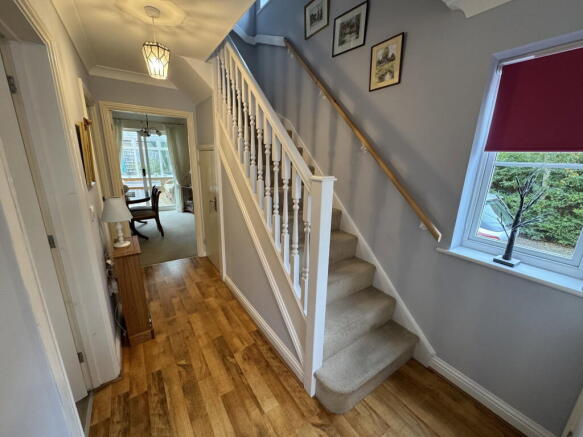 2, Thurlow Close, Saxmundham photo 2