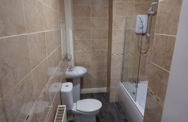 3 bed Terraced to rent Image 10
