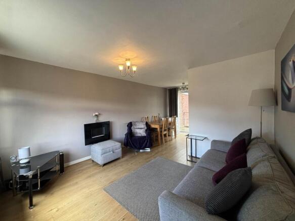 2 bed Town House for sale Image 5