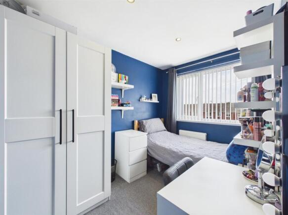 4 bed Terraced for sale Image 7