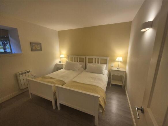 Cottage - Bedroom