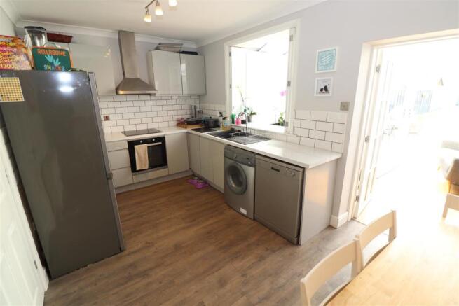 Kitchen / Breakfast Room