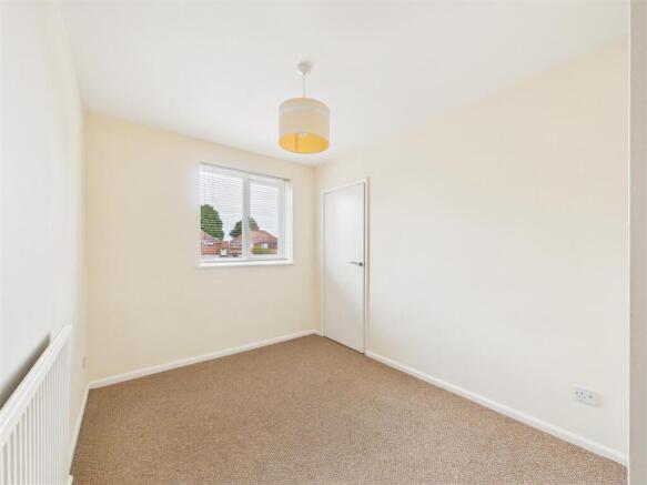 2 bed Apartment for sale Image 8