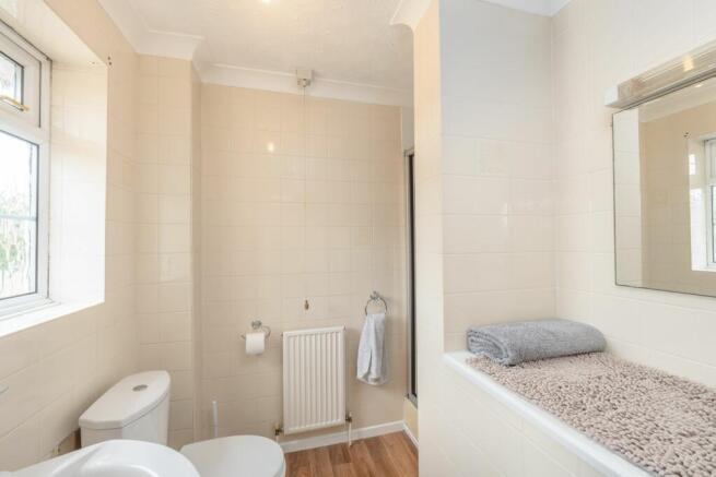 En-Suite (Bedroom One)