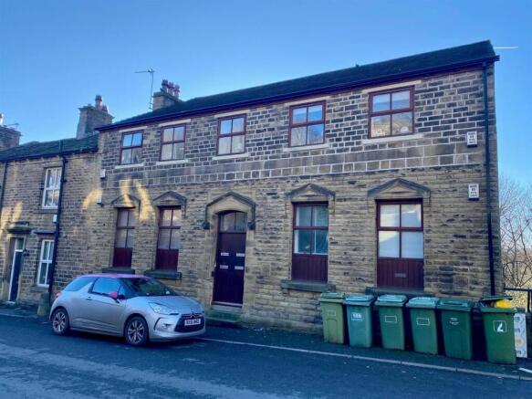 Flat 1, Longwood Gate, Huddersfield photo 4