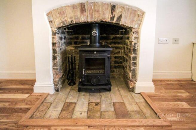 Multi fuel stove
