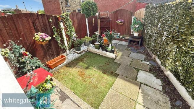4 bed Terraced for sale Image 12